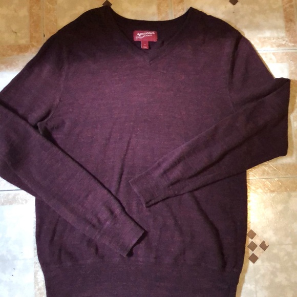 V-neck sweater/ burgundy/ medium / junior / Arizona sweater / unisex - Picture 6 of 8